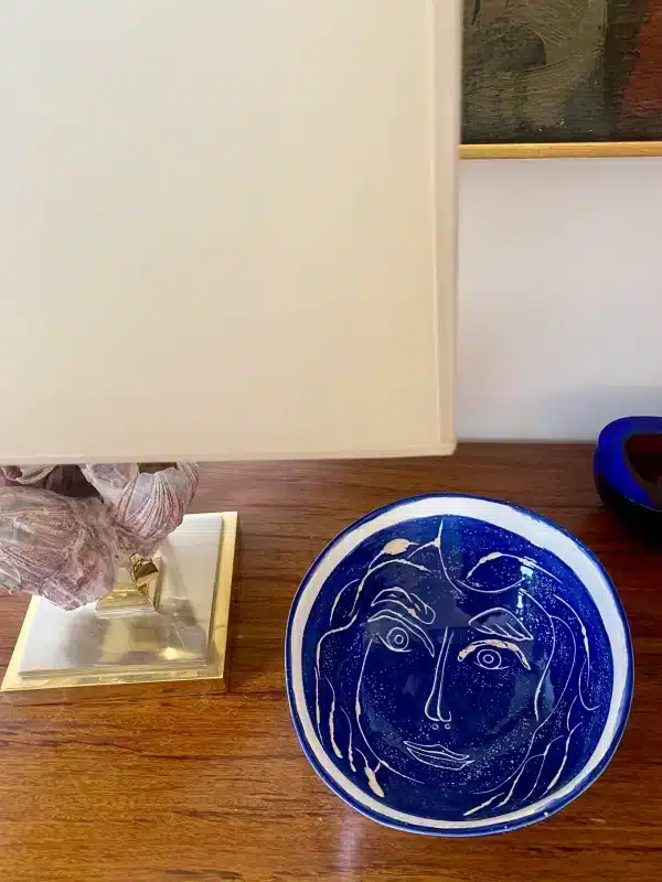 Handshape blue dish "womens face" - Image 6