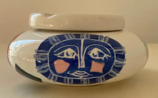 Cendrier « têtes » – Image 4