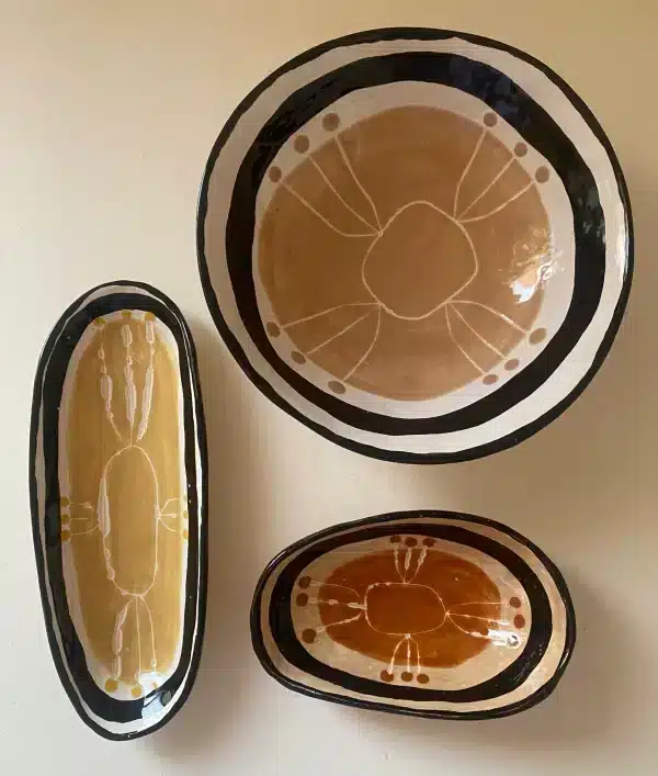 3 handshaped dishes "sun" - Image 3