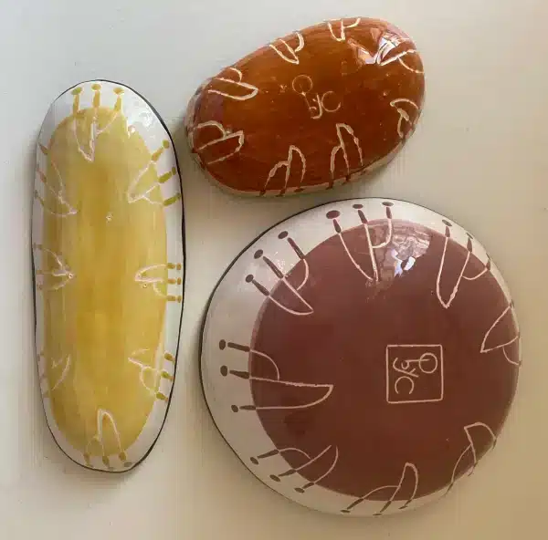 3 handshaped dishes "sun" - Image 8