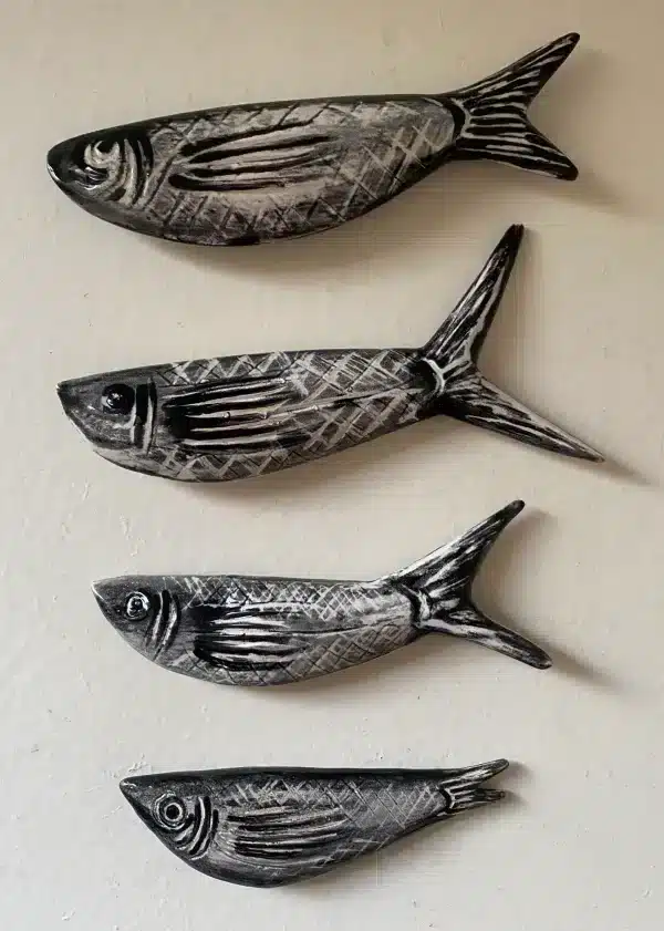 Set of 4 handshaped knife-rests "sardines"
