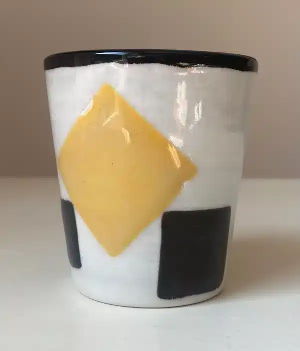 Tasse à café jaune « constructivisme » – Image 4