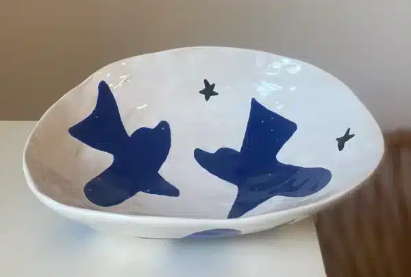 Coupelle ovale bleue & blanc « colombes »
