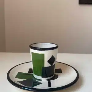 Green coffee cup & saucer « constructivism »